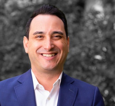mike valle portrait
